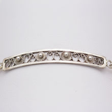 Load image into Gallery viewer, necklace - Light lace
